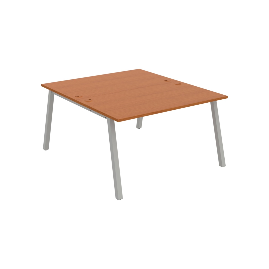 USD A 1400 – Stůl pracovní 140 × 160 cm Hobis